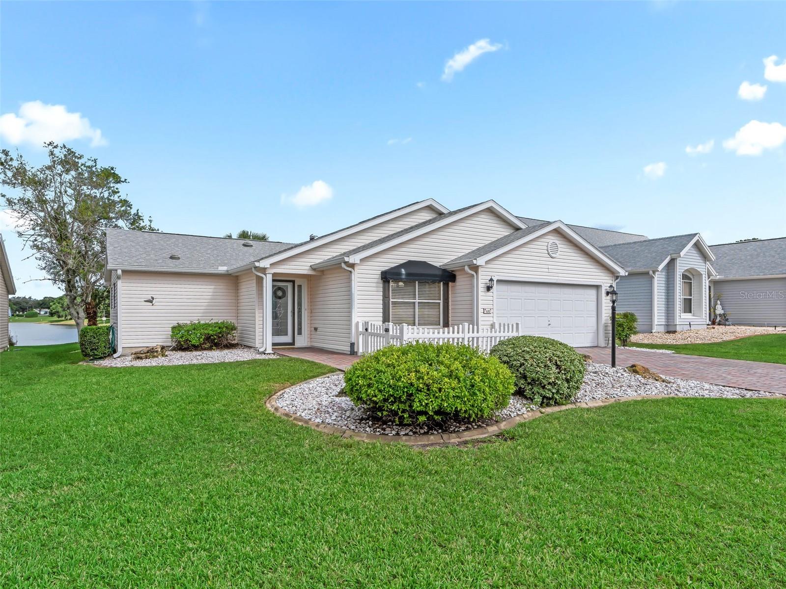 1013 DEL RIO DR, LADY LAKE, FL, 32159