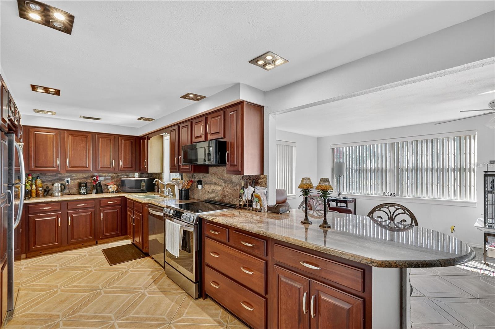 5404 BAY BLVD, PORT RICHEY, FL, 34668