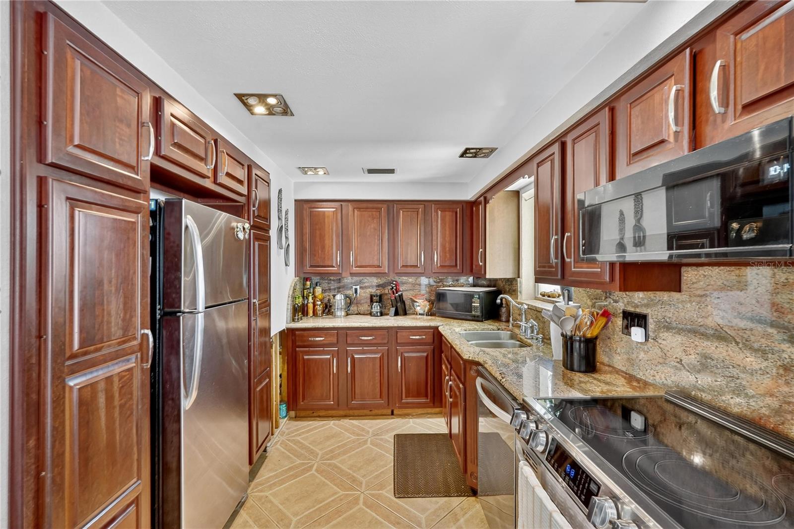 5404 BAY BLVD, PORT RICHEY, FL, 34668