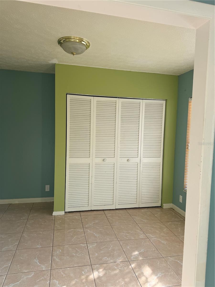 2223 VILLAGE CT, BRANDON, FL, 33511