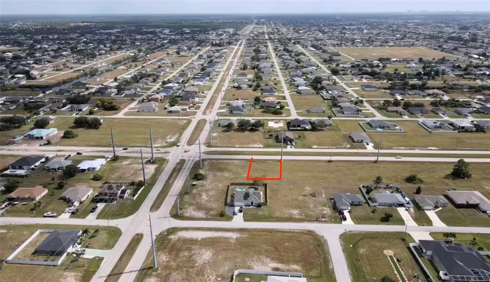 2304 SANTA BARBARA BLVD N, CAPE CORAL, FL, 33993