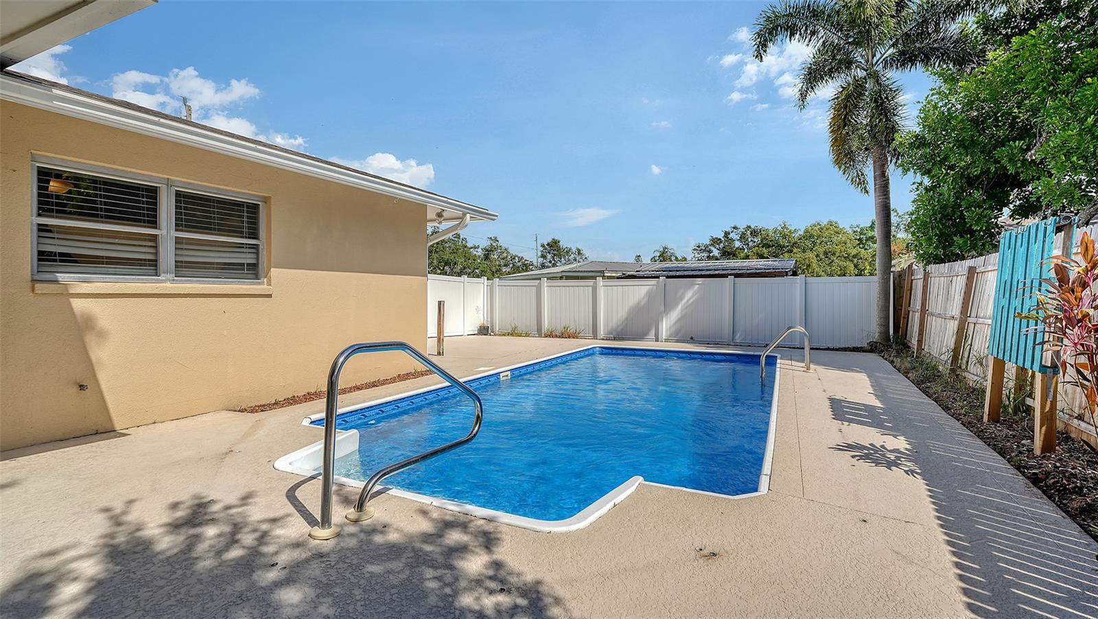 4728 BROOKSDALE DR, SARASOTA, FL, 34232