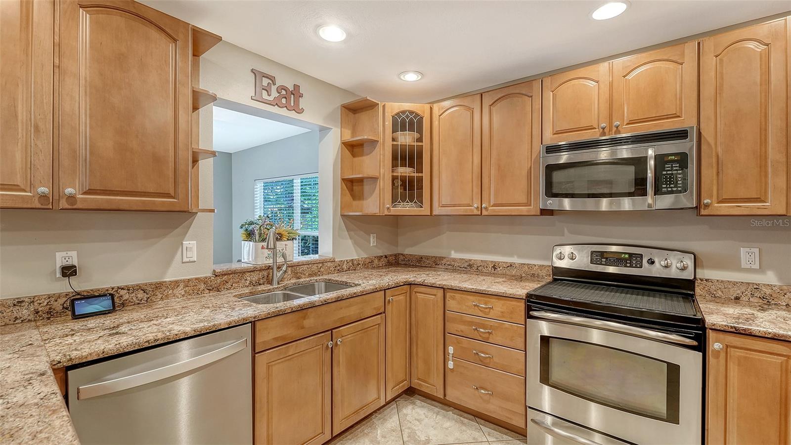 4728 BROOKSDALE DR, SARASOTA, FL, 34232