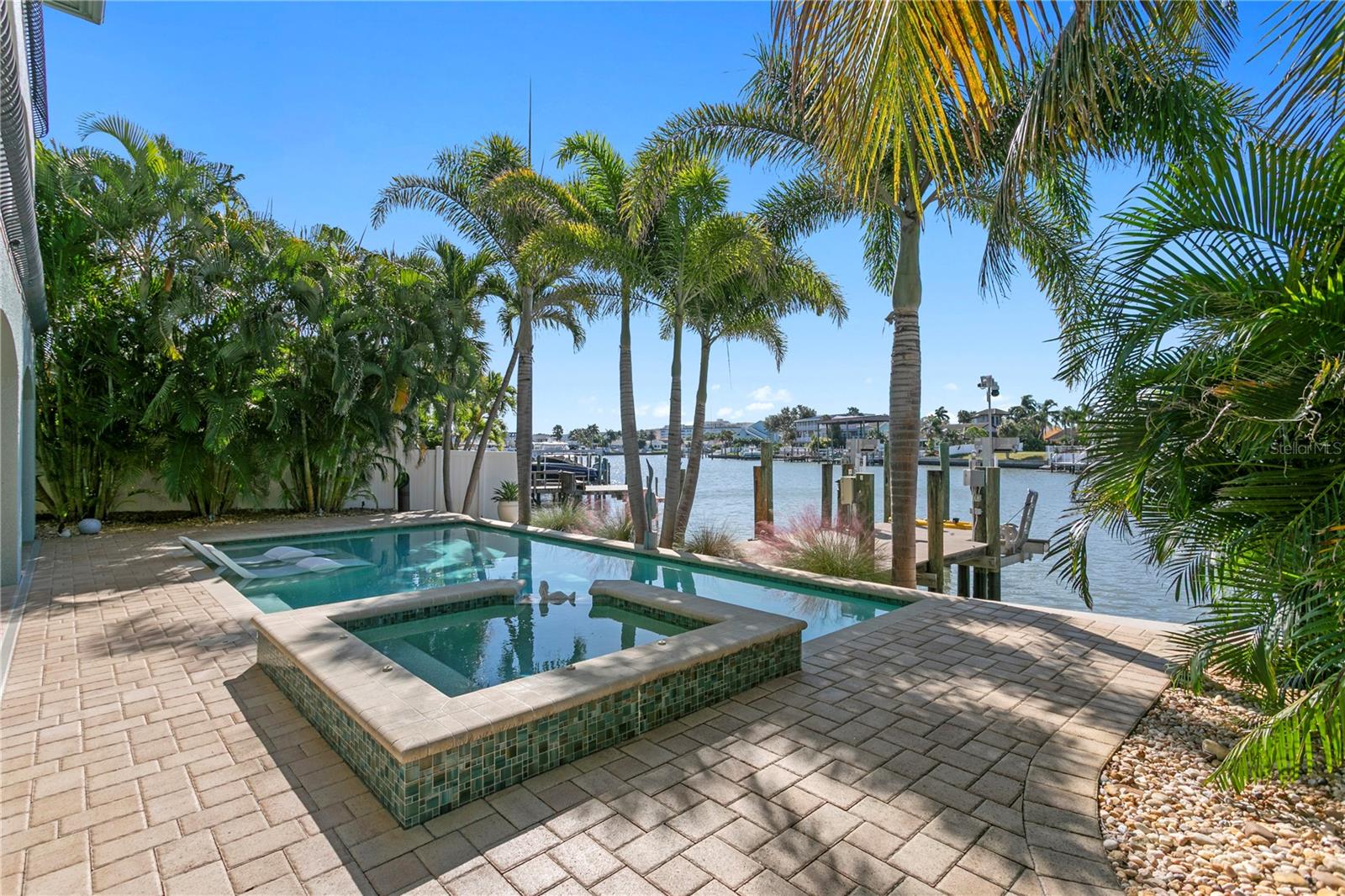 5954 SKIMMER POINT BLVD S, GULFPORT, FL, 33707