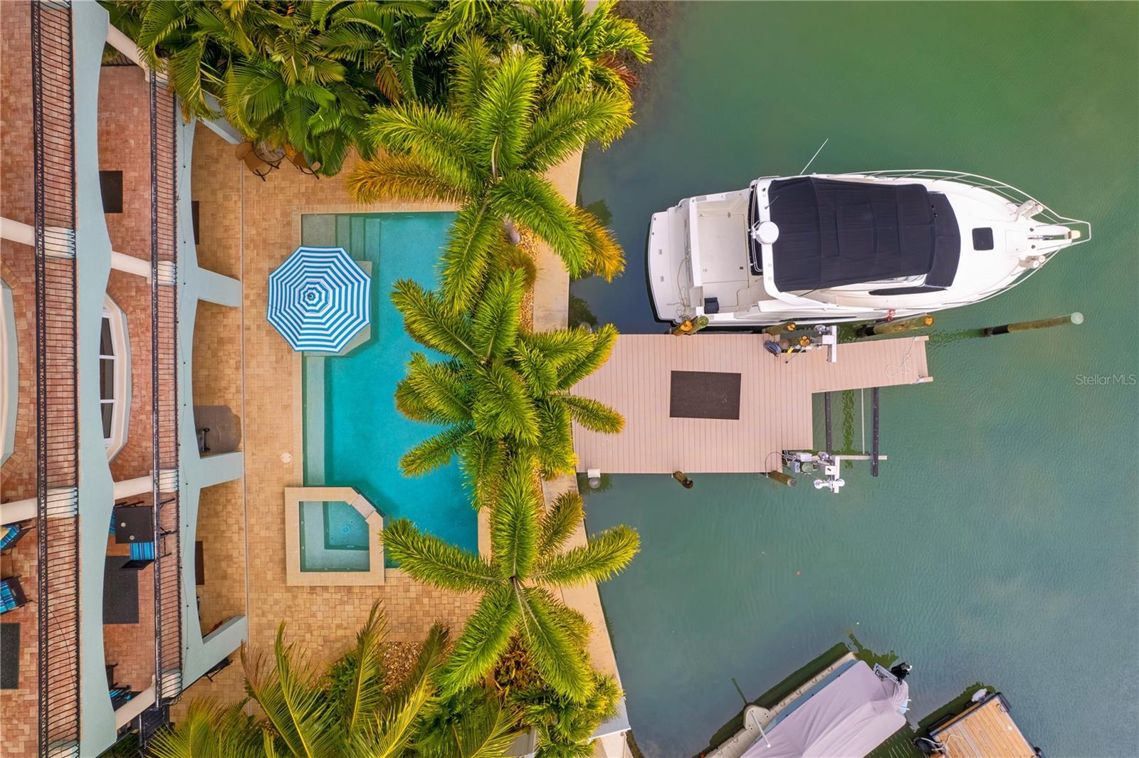 TB8442166 Property Photo