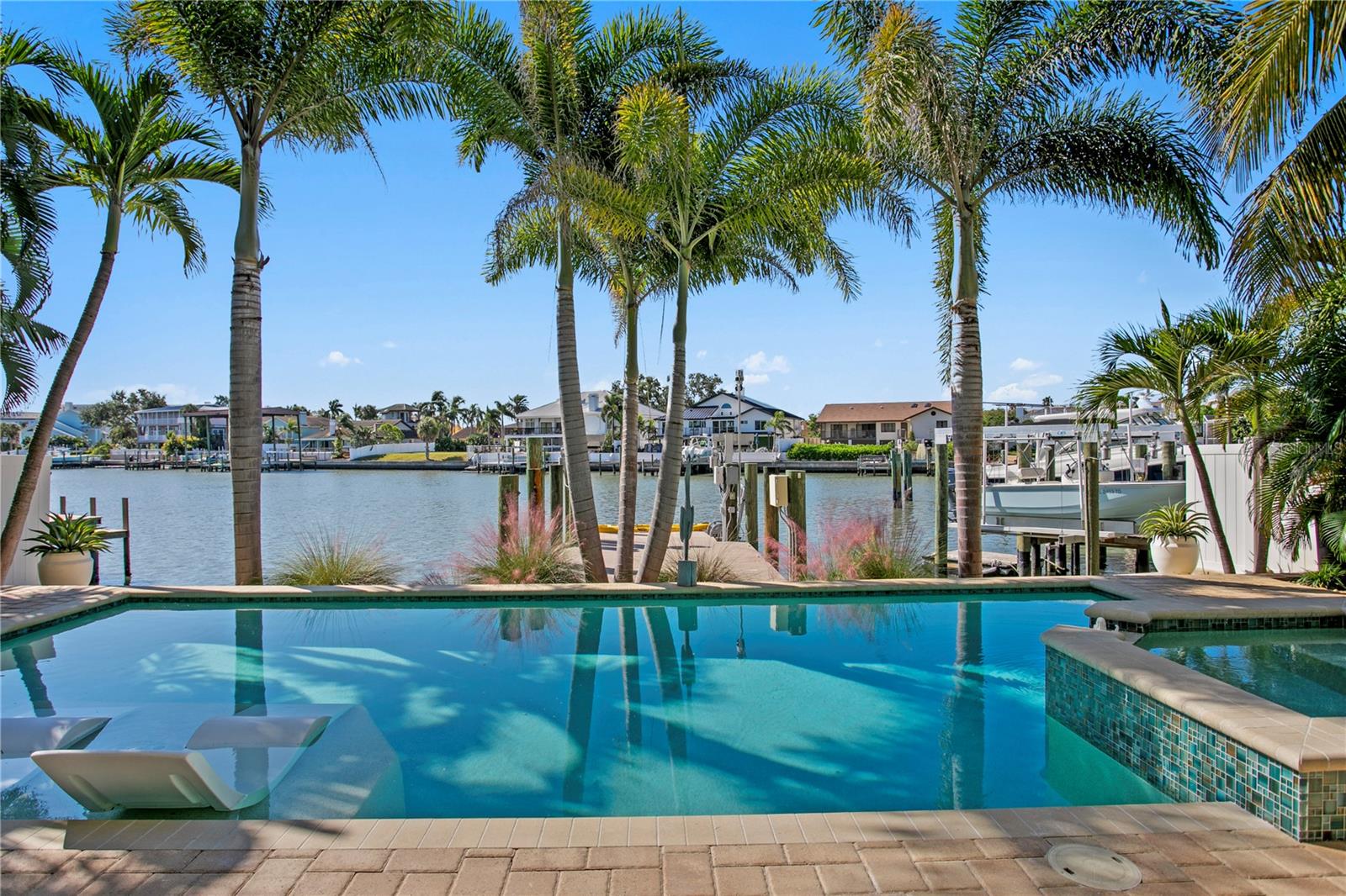 5954 SKIMMER POINT BLVD S, GULFPORT, FL, 33707