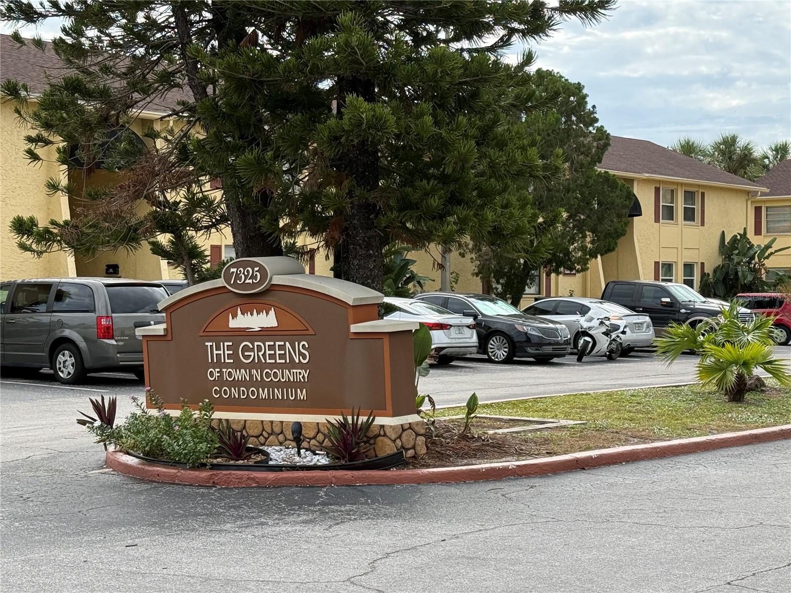 7605 ABONADO RD #7605, TAMPA, FL, 33615