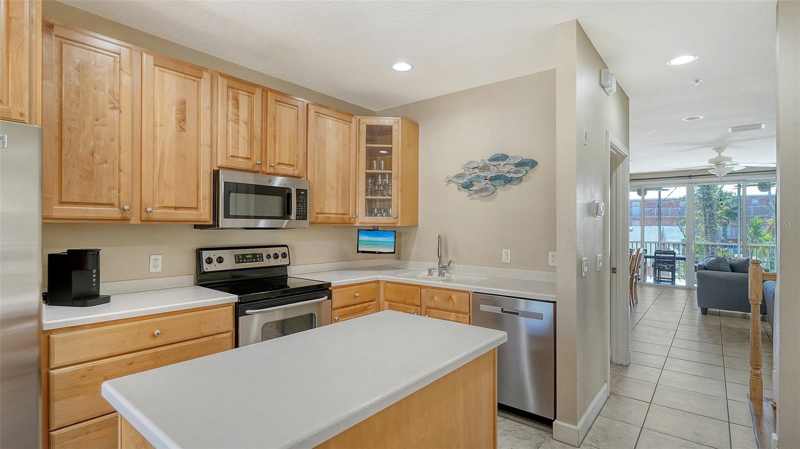 221 17TH ST N, BRADENTON BEACH, FL, 34217