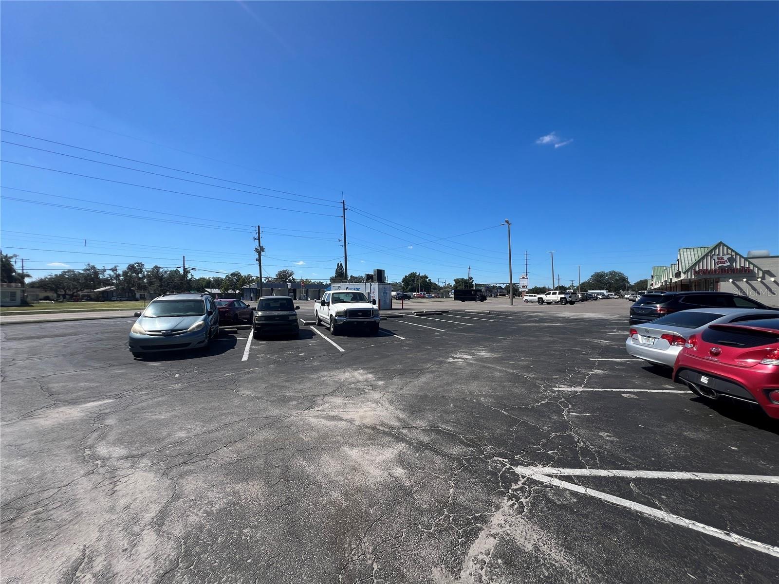 3309 GLORIA AVE, PLANT CITY, FL, 33563