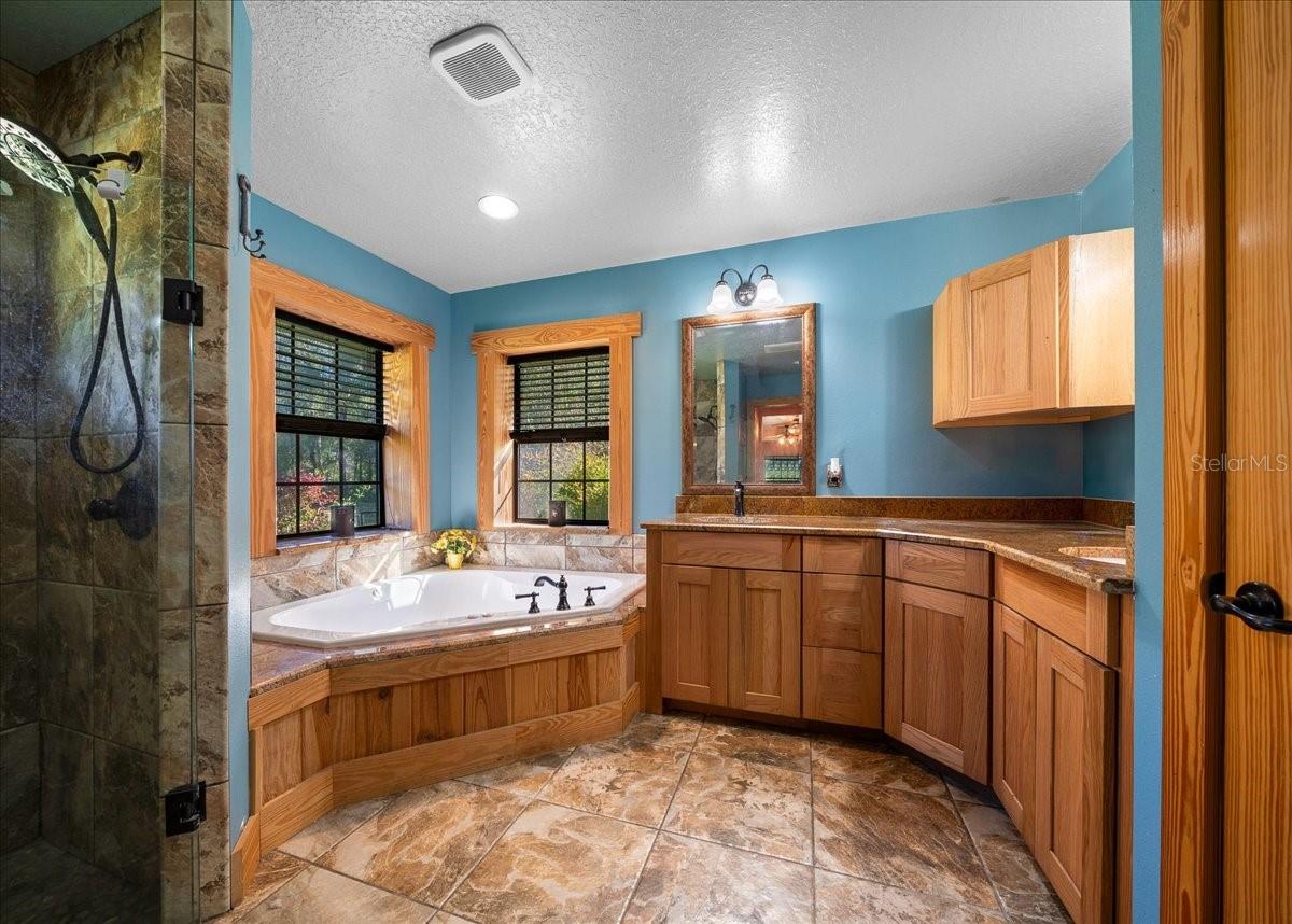 3135 NE 49TH ST, OCALA, FL, 34479