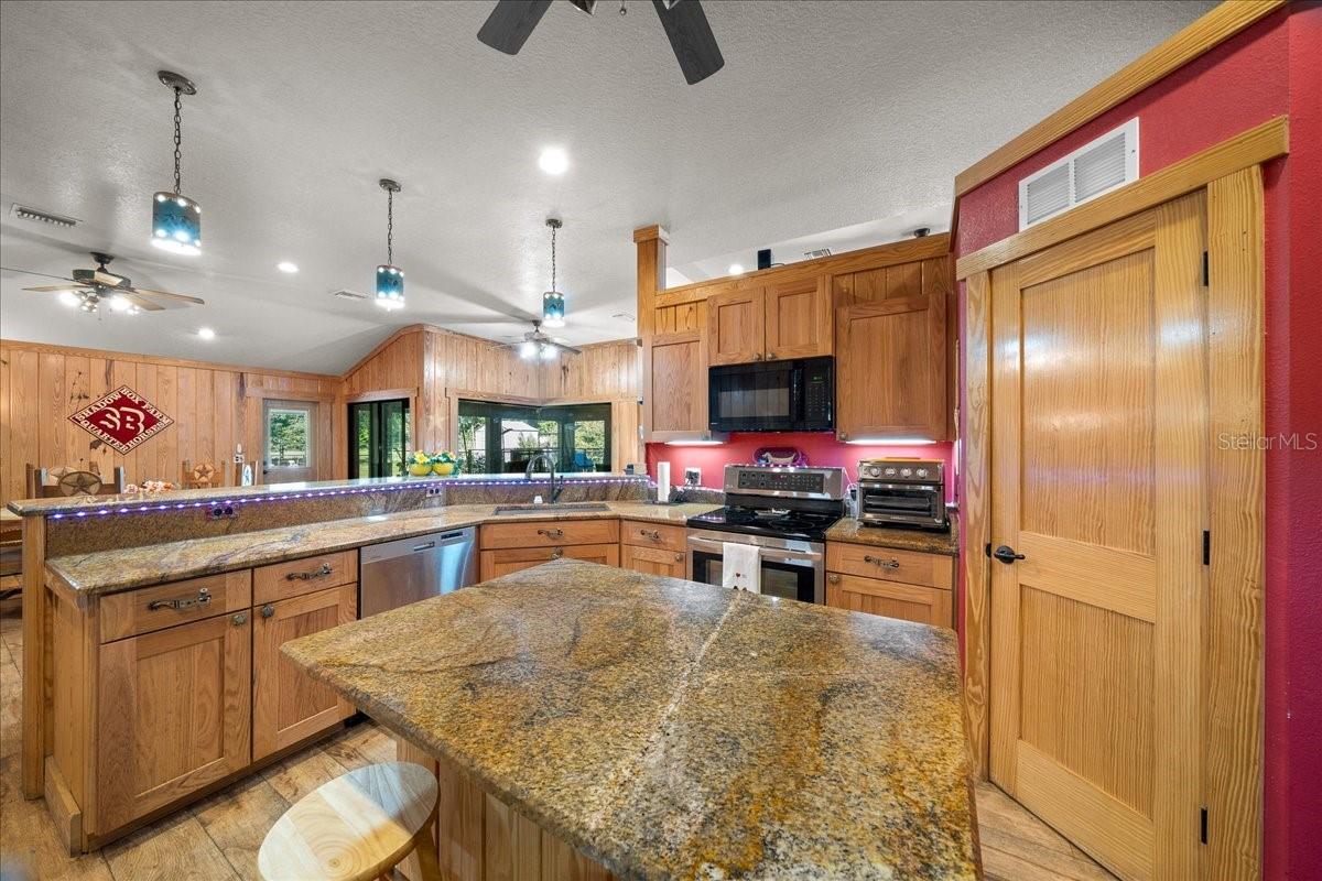 3135 NE 49TH ST, OCALA, FL, 34479