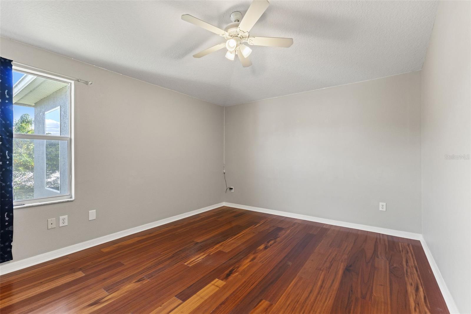 26932 SEA BREEZE WAY, WESLEY CHAPEL, FL, 33544