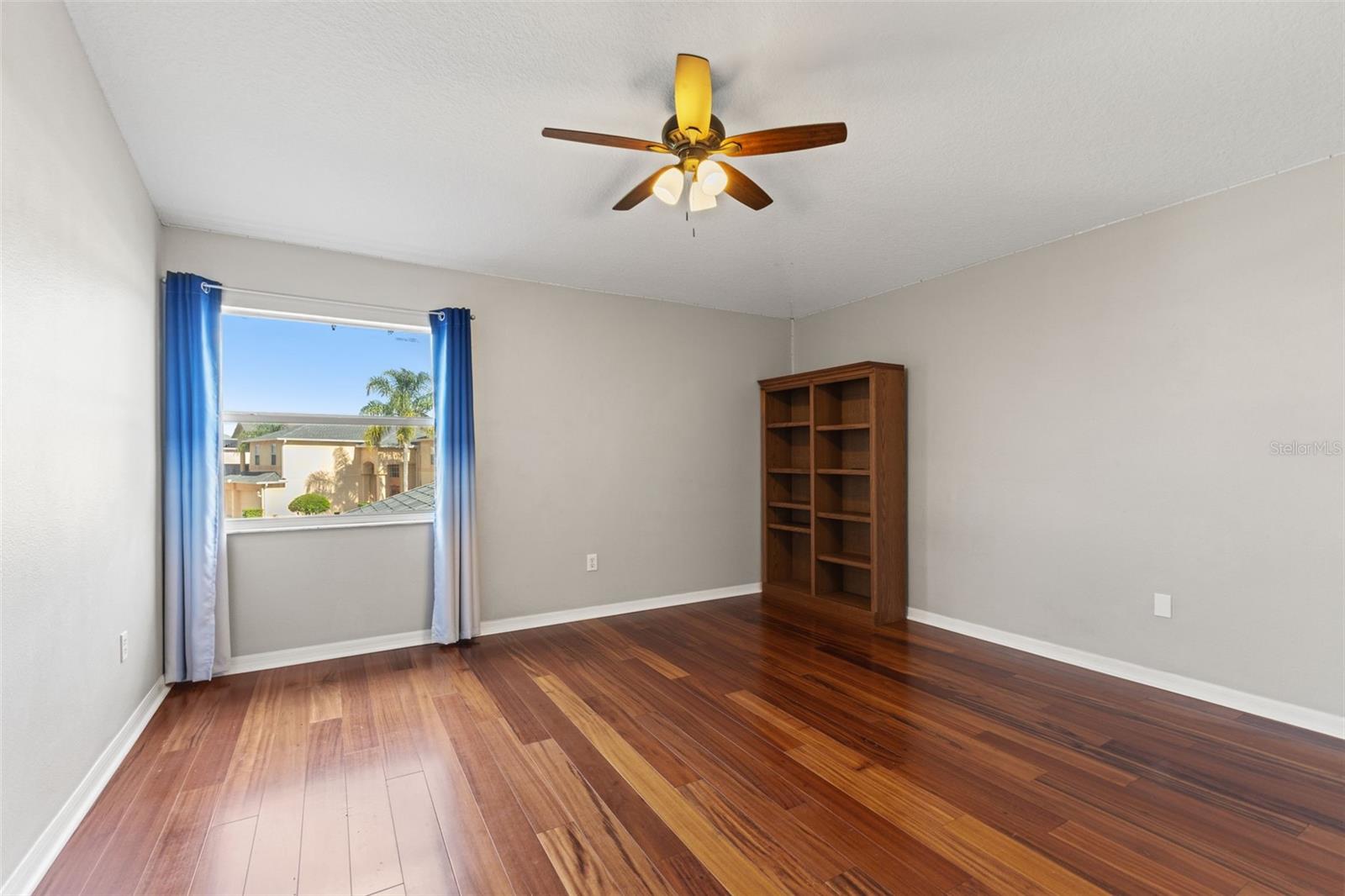 26932 SEA BREEZE WAY, WESLEY CHAPEL, FL, 33544