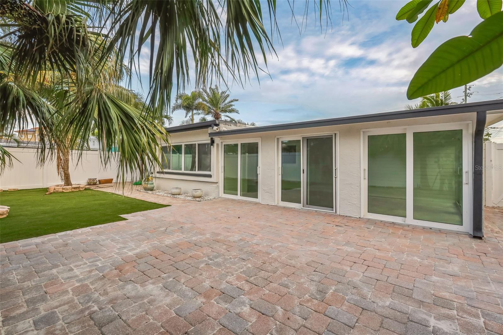 747 PRUITT DR, MADEIRA BEACH, FL, 33708