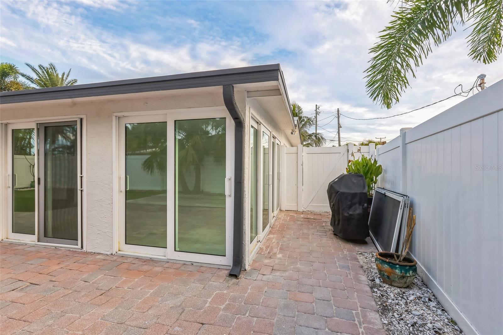 747 PRUITT DR, MADEIRA BEACH, FL, 33708