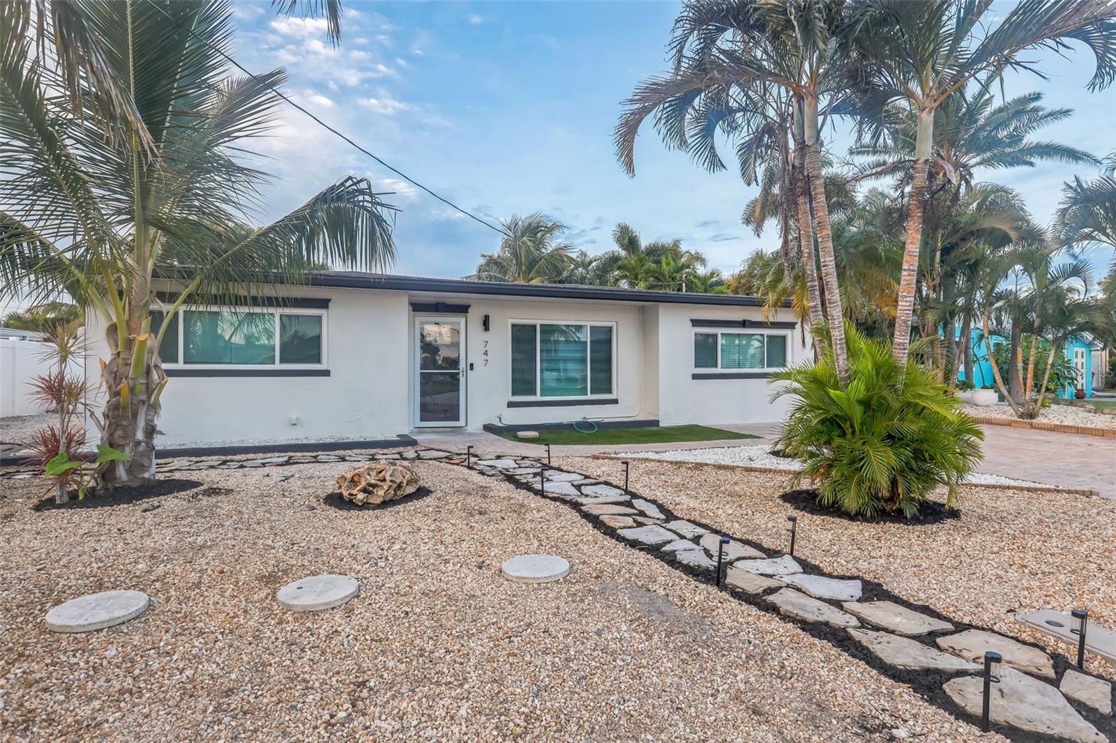 747 PRUITT DR, MADEIRA BEACH, FL, 33708