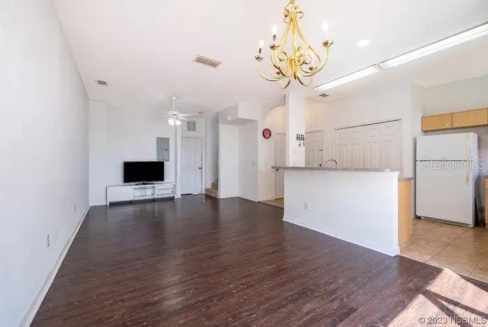 1246 S BEACH CIR, KISSIMMEE, FL, 34746