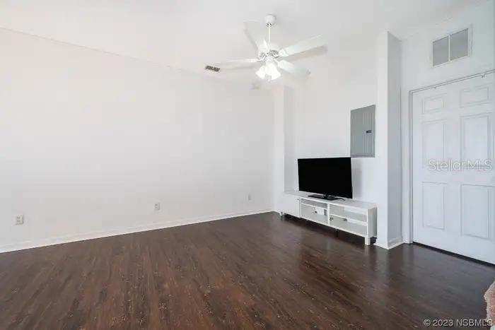 1246 S BEACH CIR, KISSIMMEE, FL, 34746