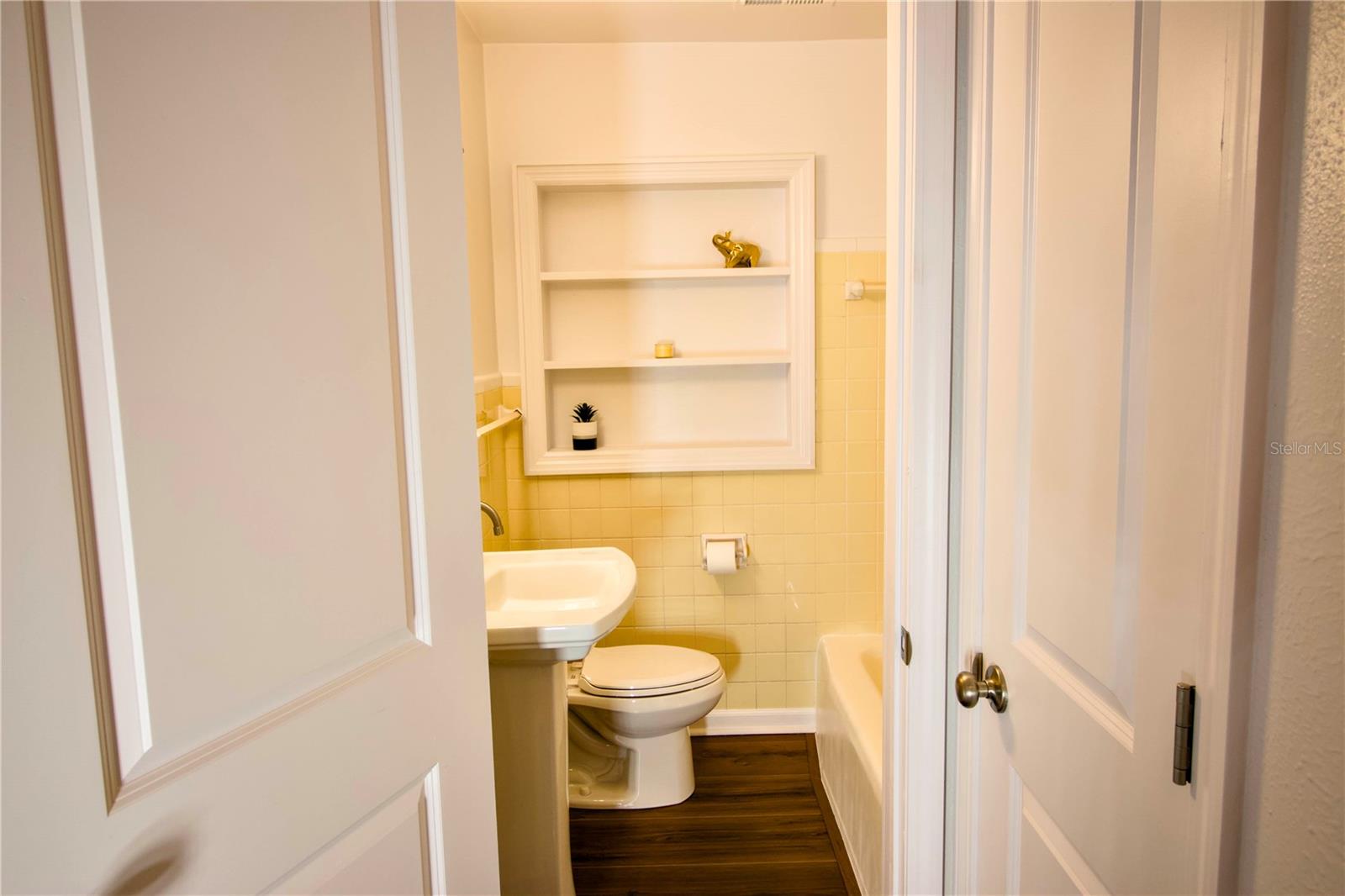 1114 OAK DR, LEESBURG, FL, 34748