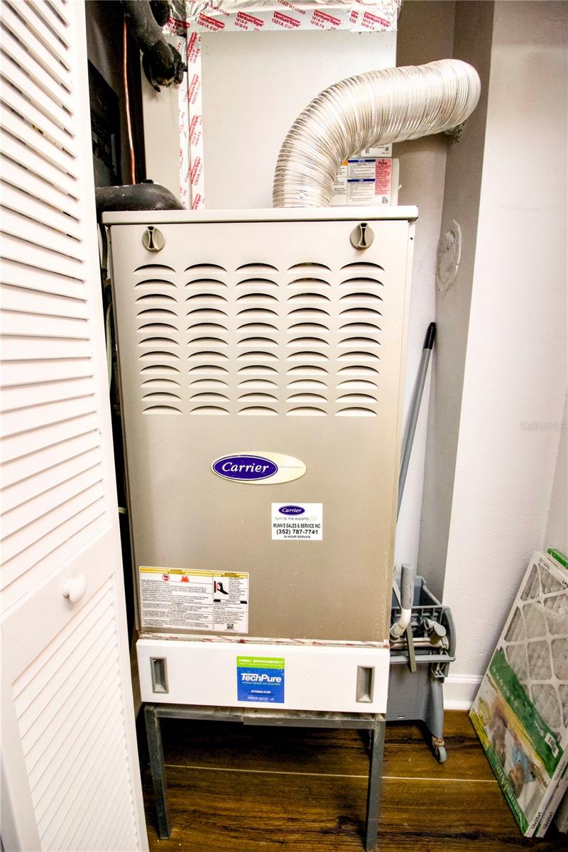 1114 OAK DR, LEESBURG, FL, 34748