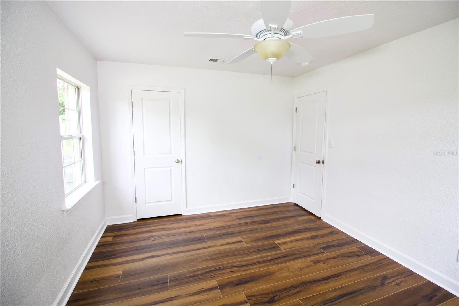 1114 OAK DR, LEESBURG, FL, 34748