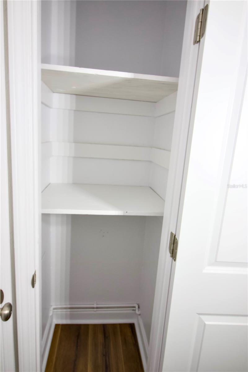 1114 OAK DR, LEESBURG, FL, 34748