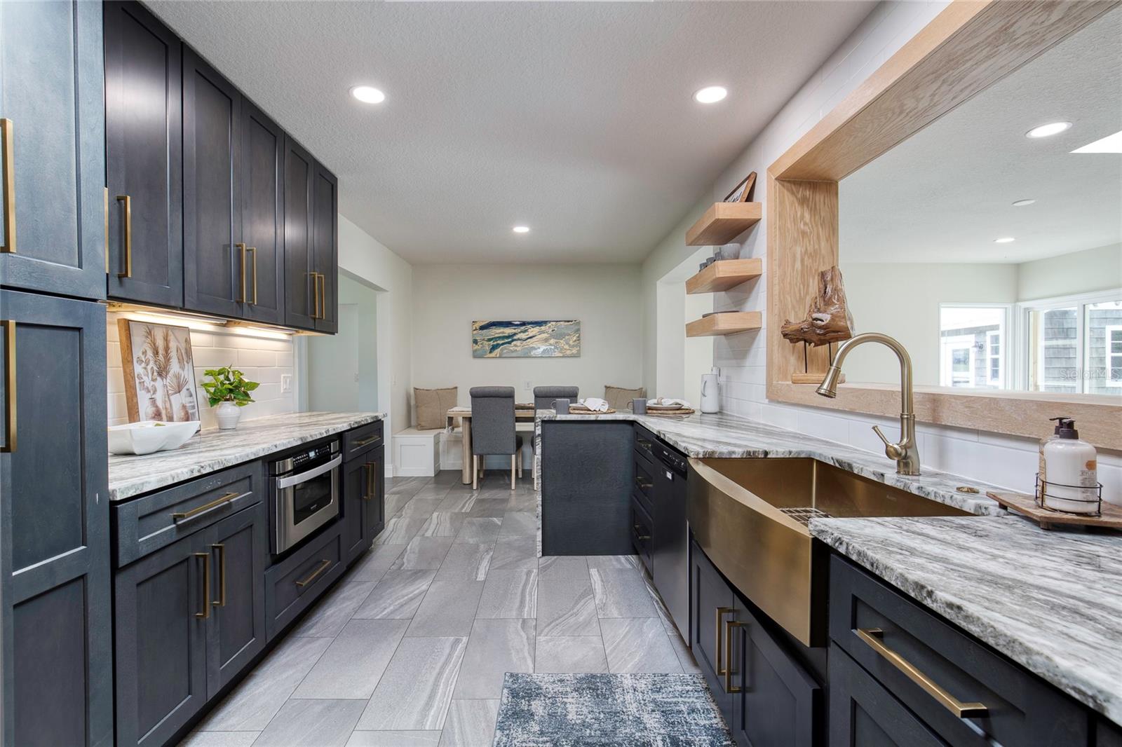 14 SUNSET TER, DAYTONA BEACH, FL, 32118