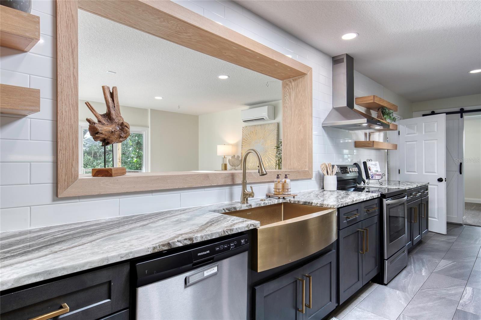 14 SUNSET TER, DAYTONA BEACH, FL, 32118