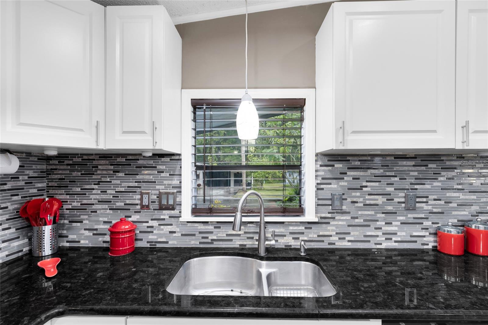 306 S TIMBER TRL, WILDWOOD, FL, 34785