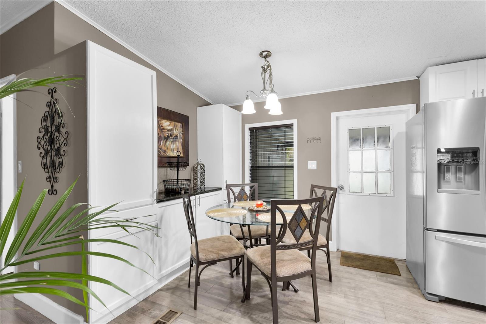 306 S TIMBER TRL, WILDWOOD, FL, 34785