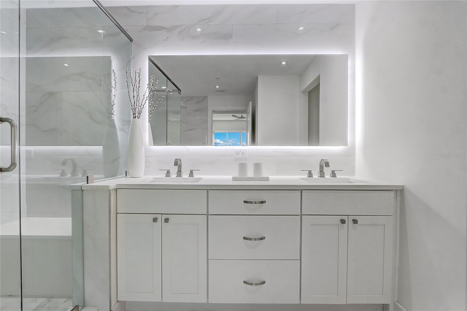 100 S EOLA DR #1614, ORLANDO, FL, 32801