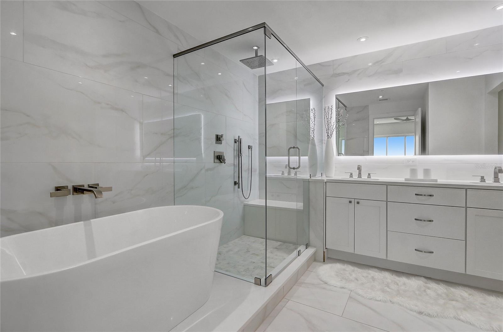 100 S EOLA DR #1614, ORLANDO, FL, 32801