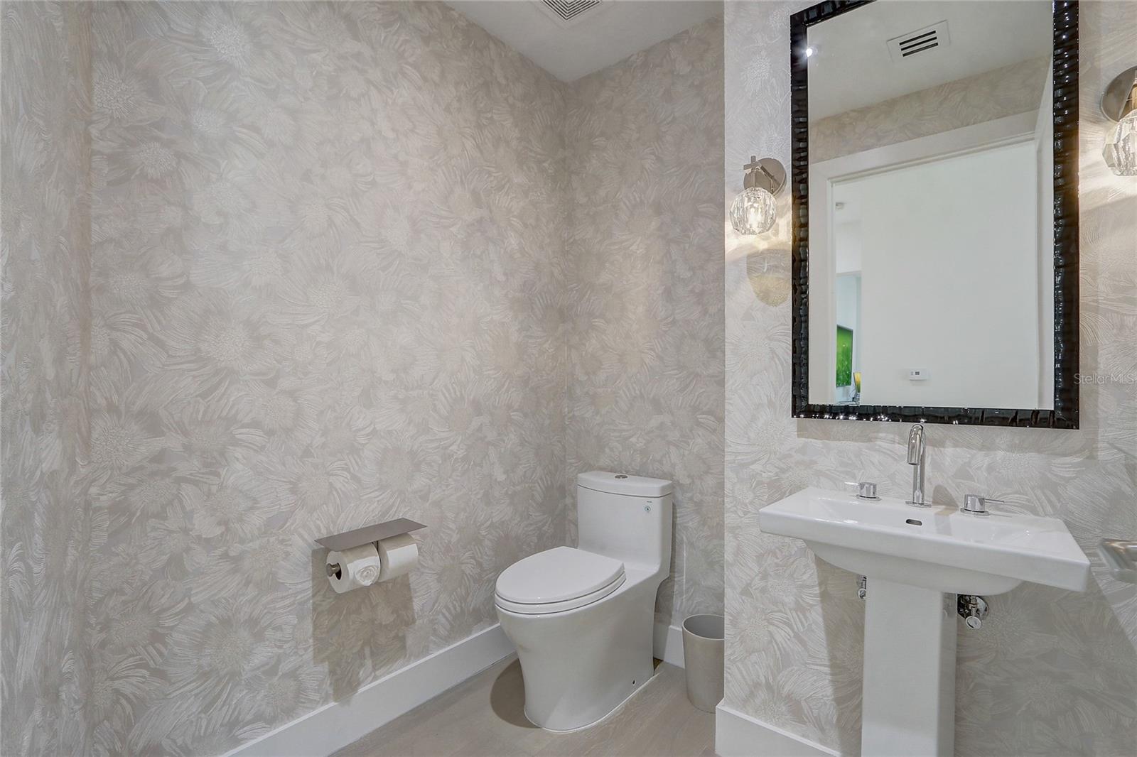 100 S EOLA DR #1614, ORLANDO, FL, 32801