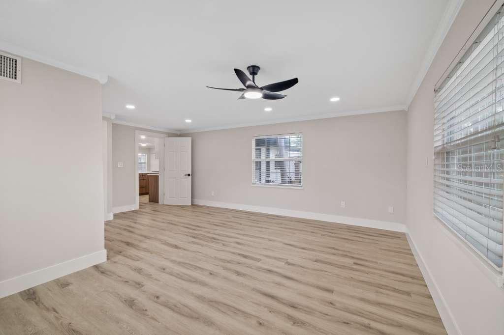 504 DRIFTWOOD DR E, PALM HARBOR, FL, 34683