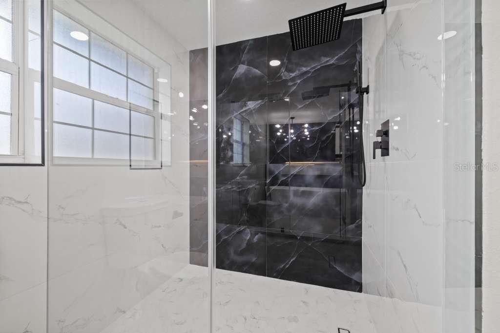 504 DRIFTWOOD DR E, PALM HARBOR, FL, 34683