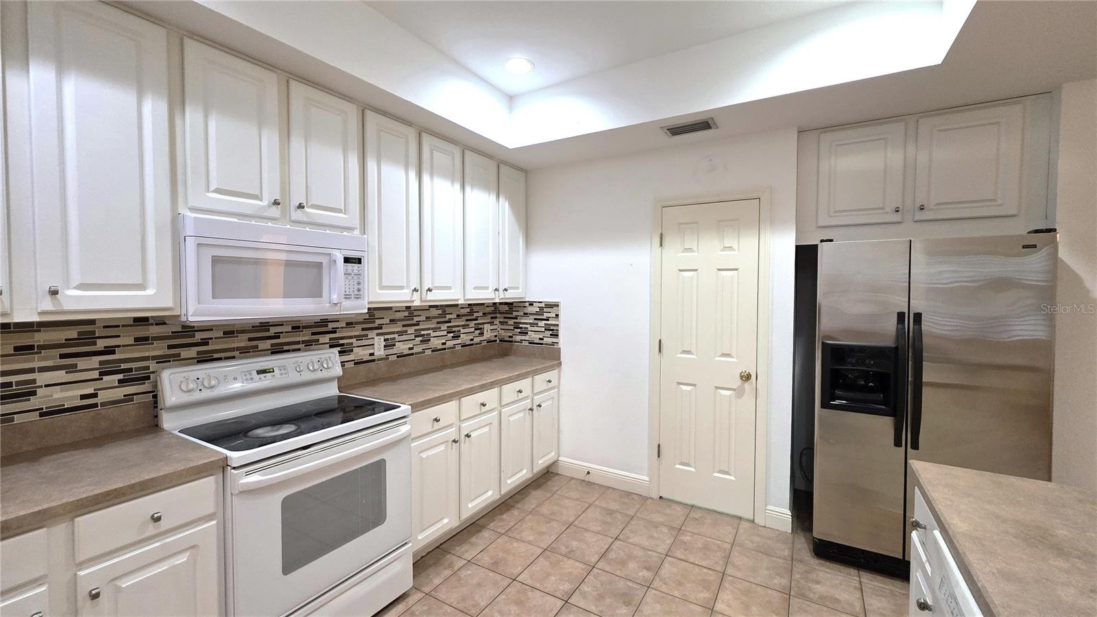 381 1ST AVE SW, LARGO, FL, 33770