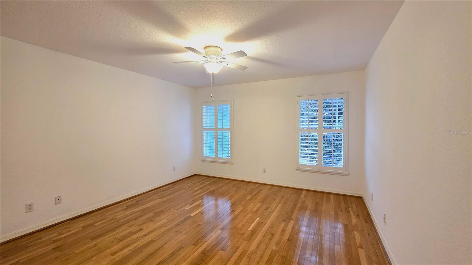 381 1ST AVE SW, LARGO, FL, 33770