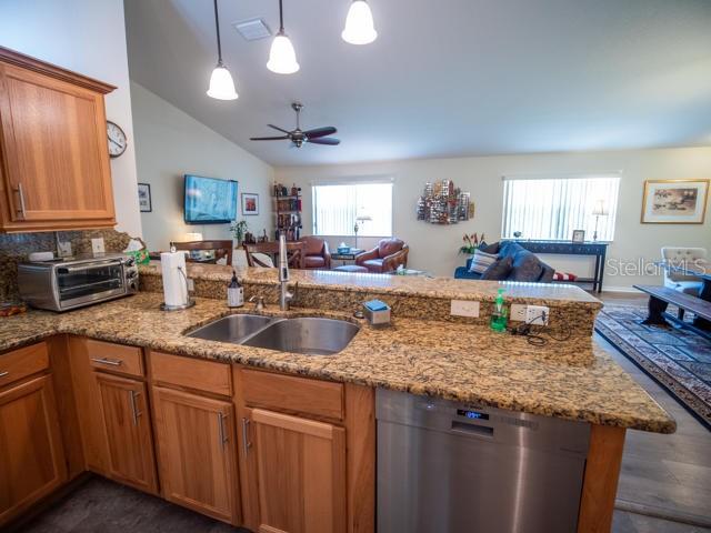 2167 KERWOOD LOOP, THE VILLAGES, FL, 32162