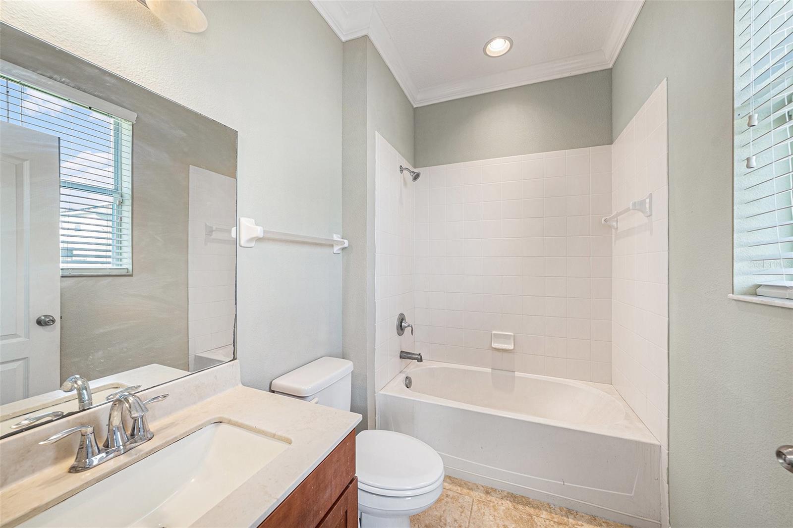 10661 PICTORIAL PARK DR, TAMPA, FL, 33647