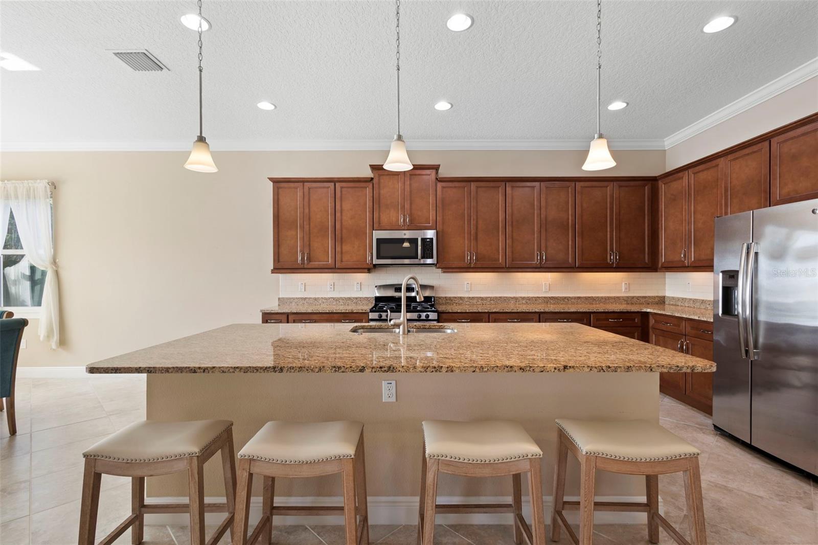 108 BEDFORD CT, DELAND, FL, 32724