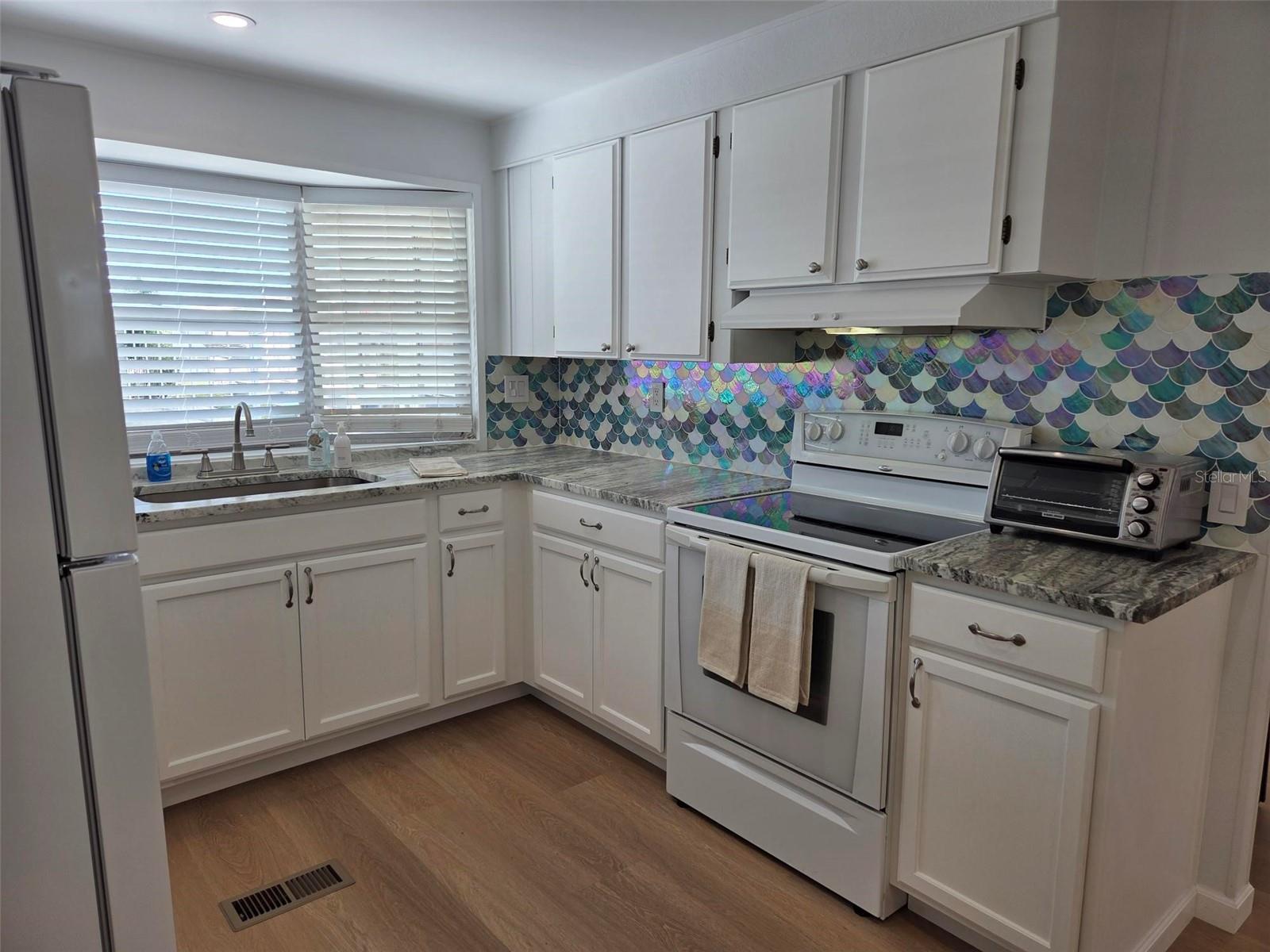 3235 SWEET BAY TER, SARASOTA, FL, 34237