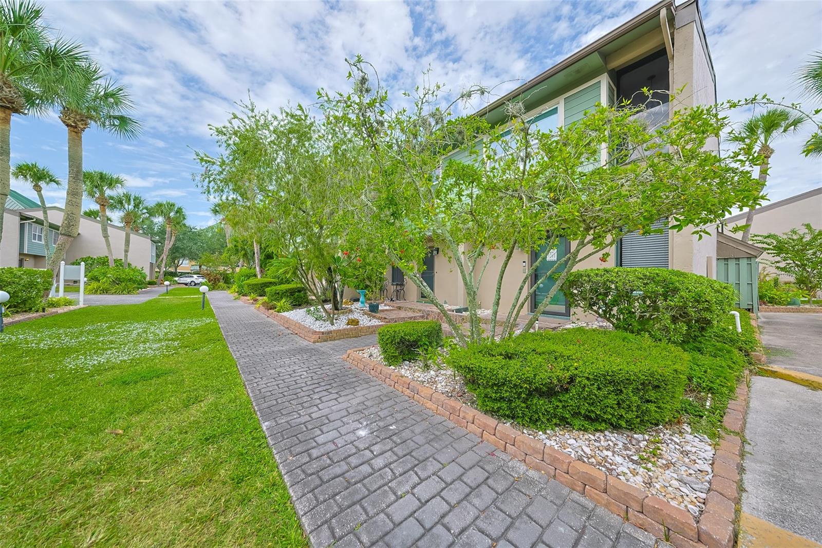 1028 APOLLO BEACH BLVD #2, APOLLO BEACH, FL, 33572