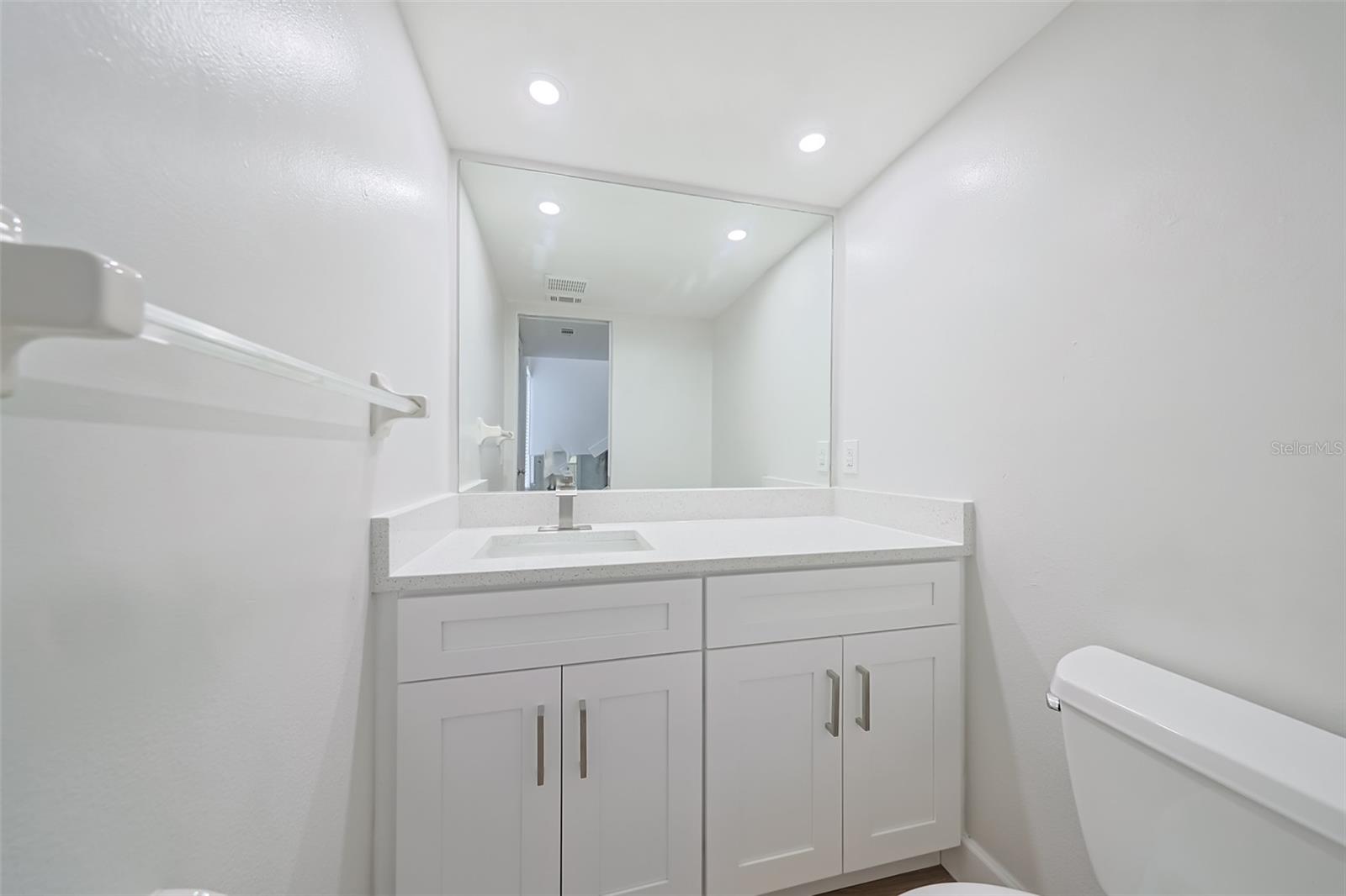 1028 APOLLO BEACH BLVD #2, APOLLO BEACH, FL, 33572