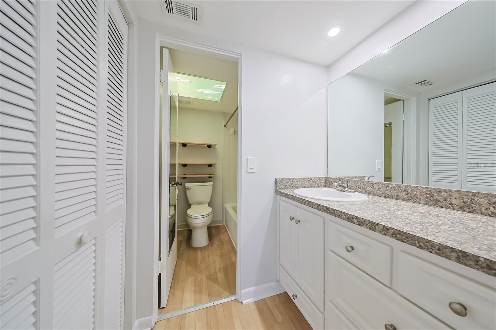 1028 APOLLO BEACH BLVD #2, APOLLO BEACH, FL, 33572