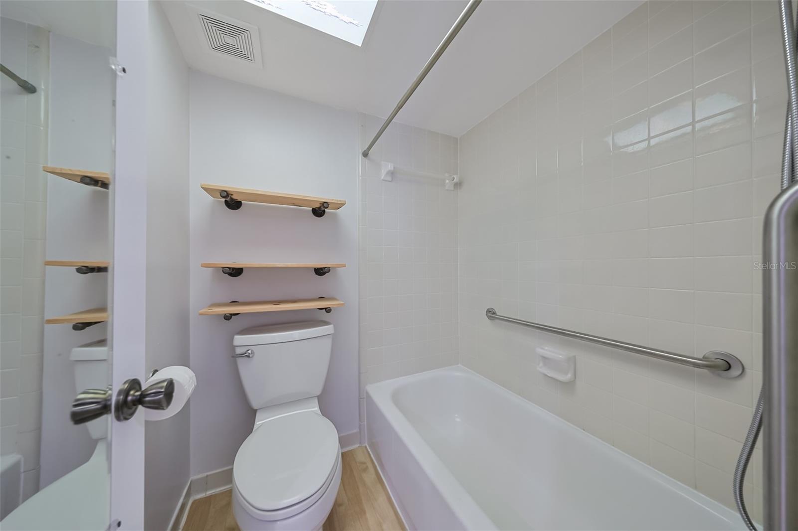 1028 APOLLO BEACH BLVD #2, APOLLO BEACH, FL, 33572