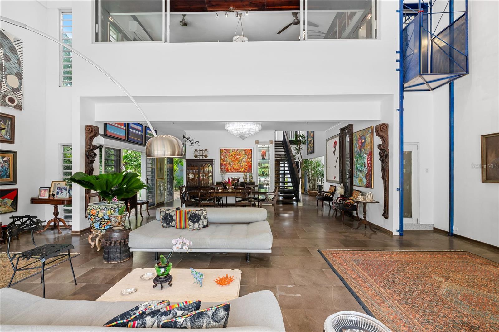 PR9116969 Property Photo