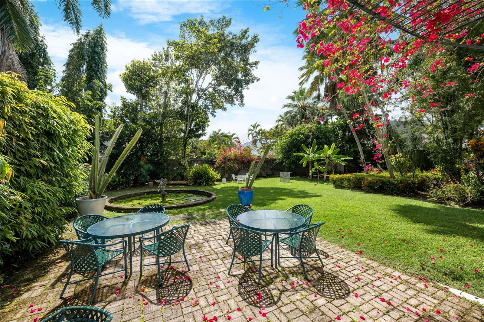 PR9116969 Property Photo