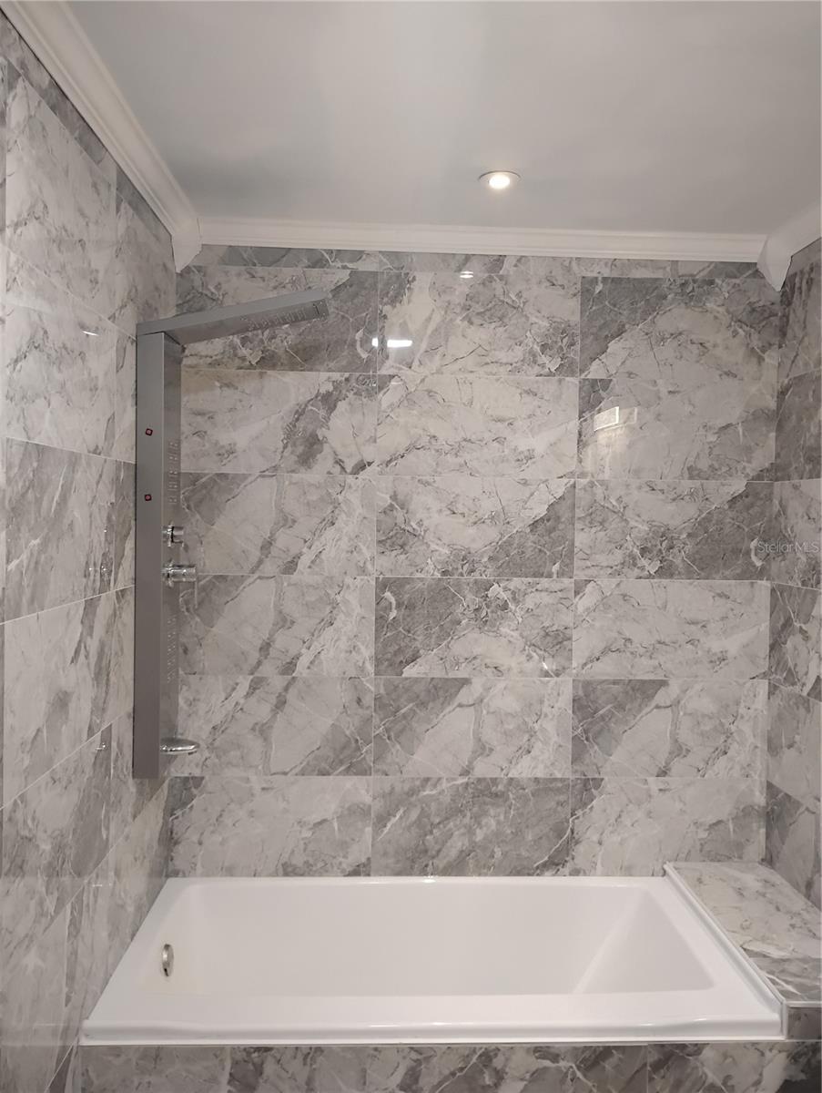 17 HUNTLEY CT, HAINES CITY, FL, 33844