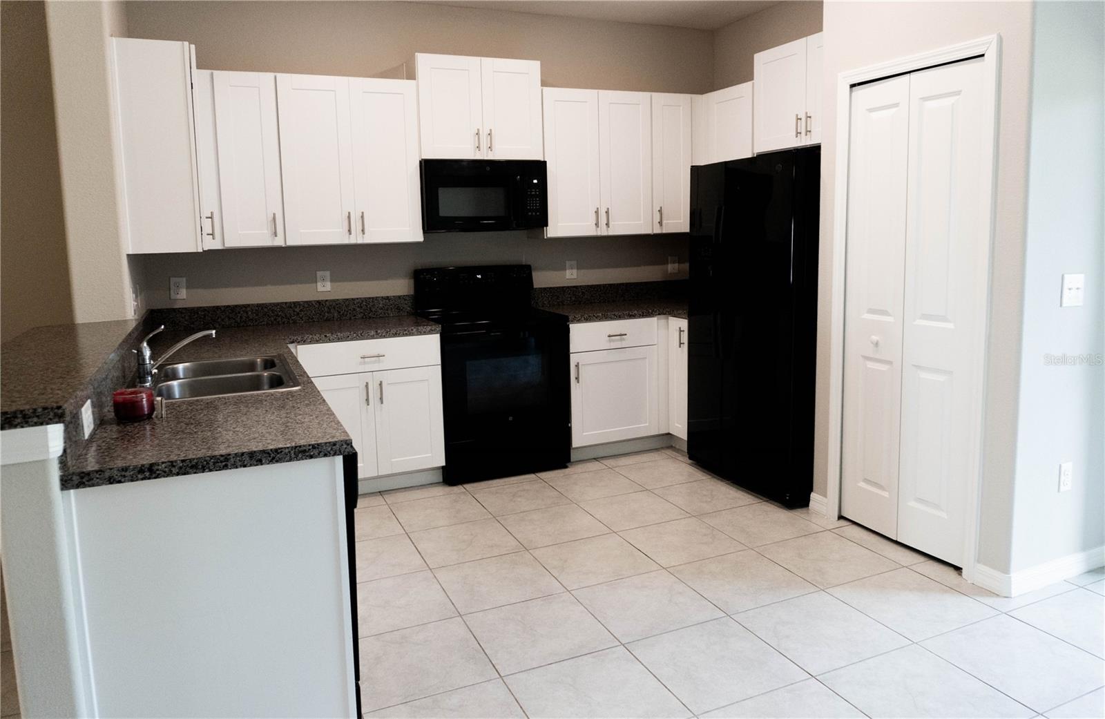 4527 GLOBE THISTLE DR, TAMPA, FL, 33619