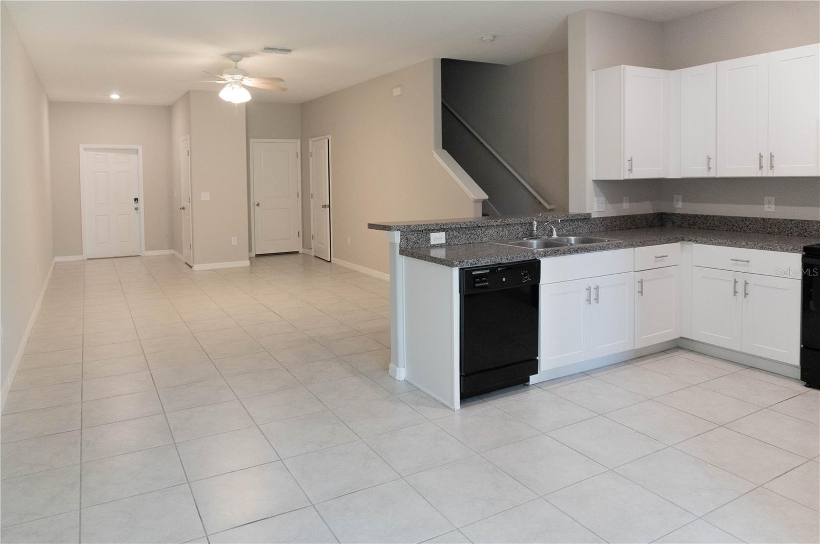 4527 GLOBE THISTLE DR, TAMPA, FL, 33619